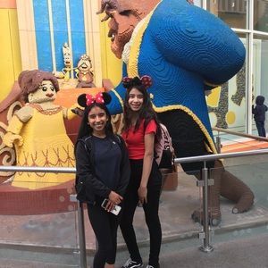 Meet your Posher, Viridiana